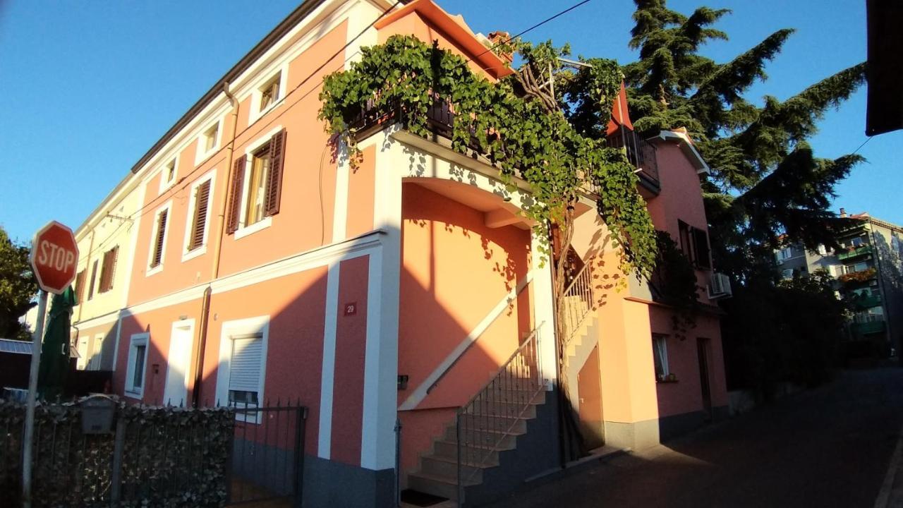 Apartmaji Soncek Izola Exterior foto