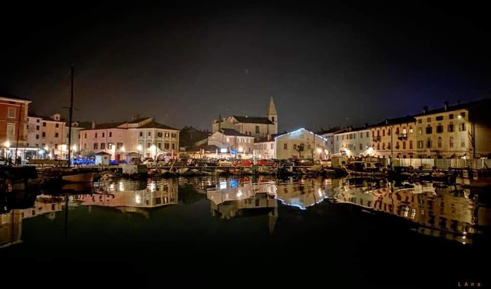 Apartmaji Soncek Izola Exterior foto