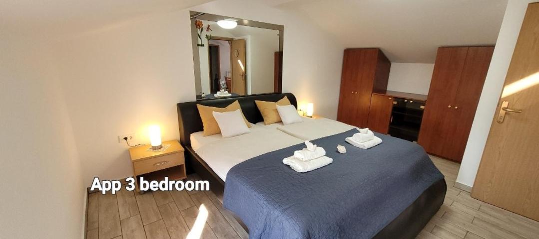 Apartmaji Soncek Izola Zimmer foto