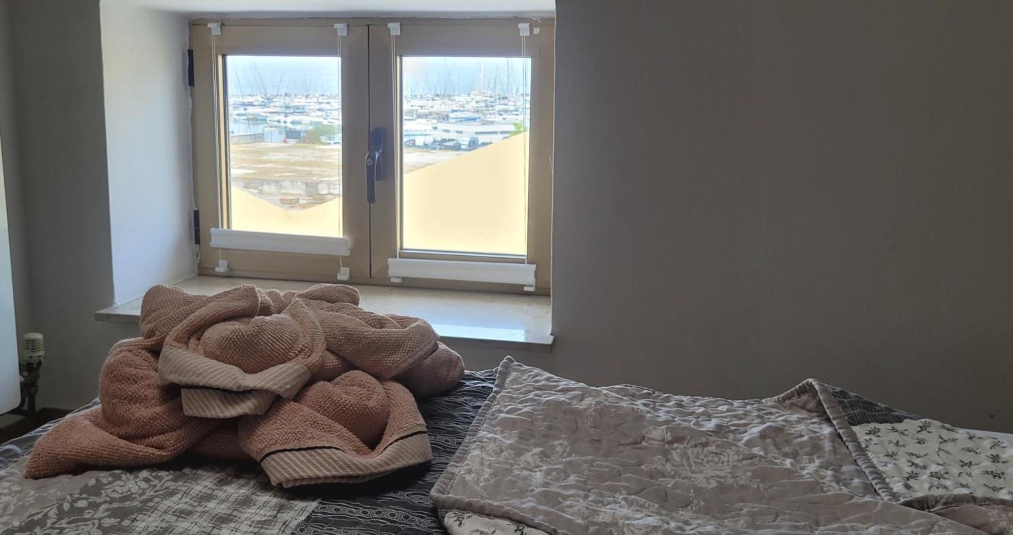 Apartmaji Soncek Izola Exterior foto